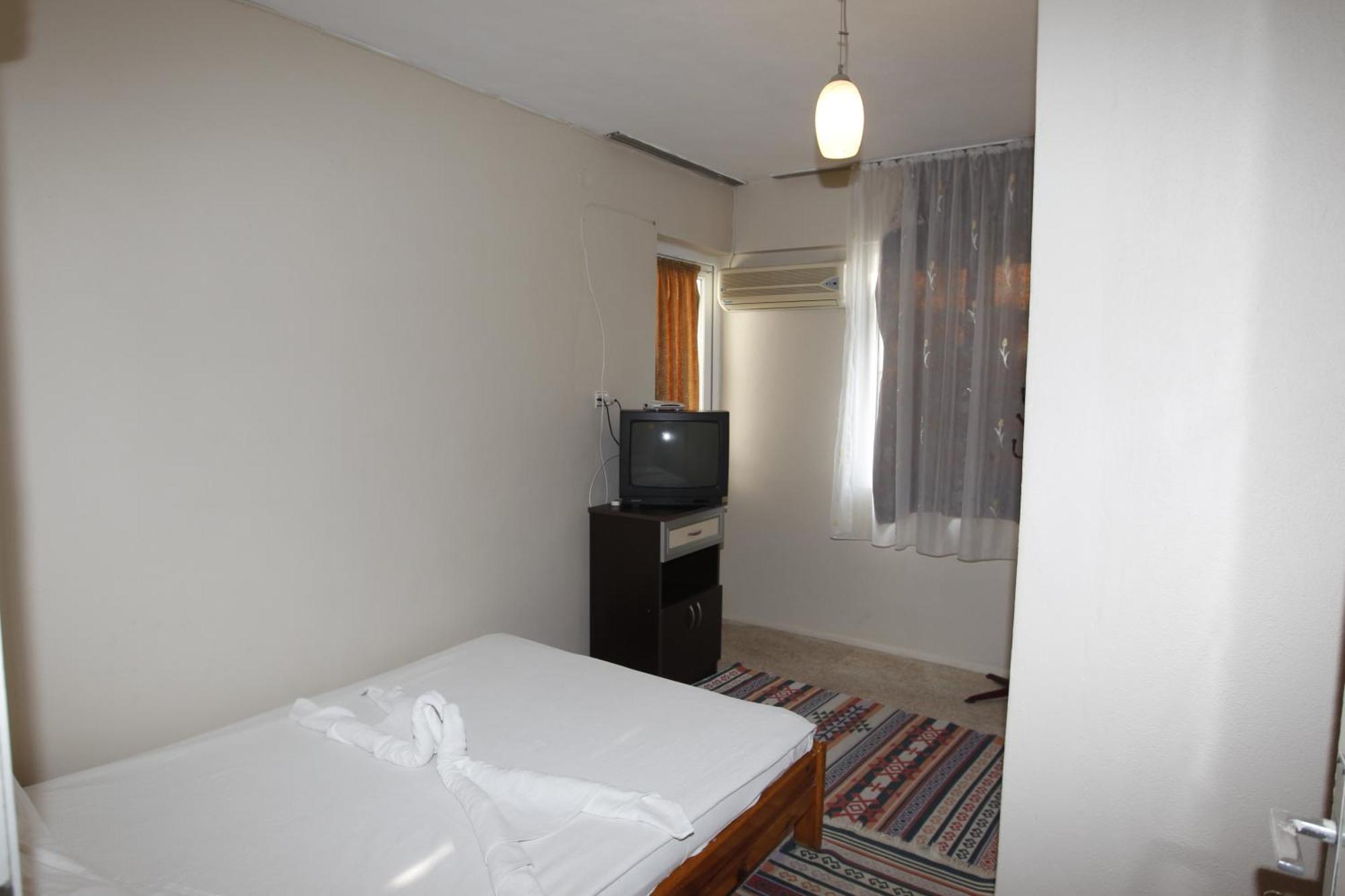 Vardar Pension Selcuk ภายนอก รูปภาพ